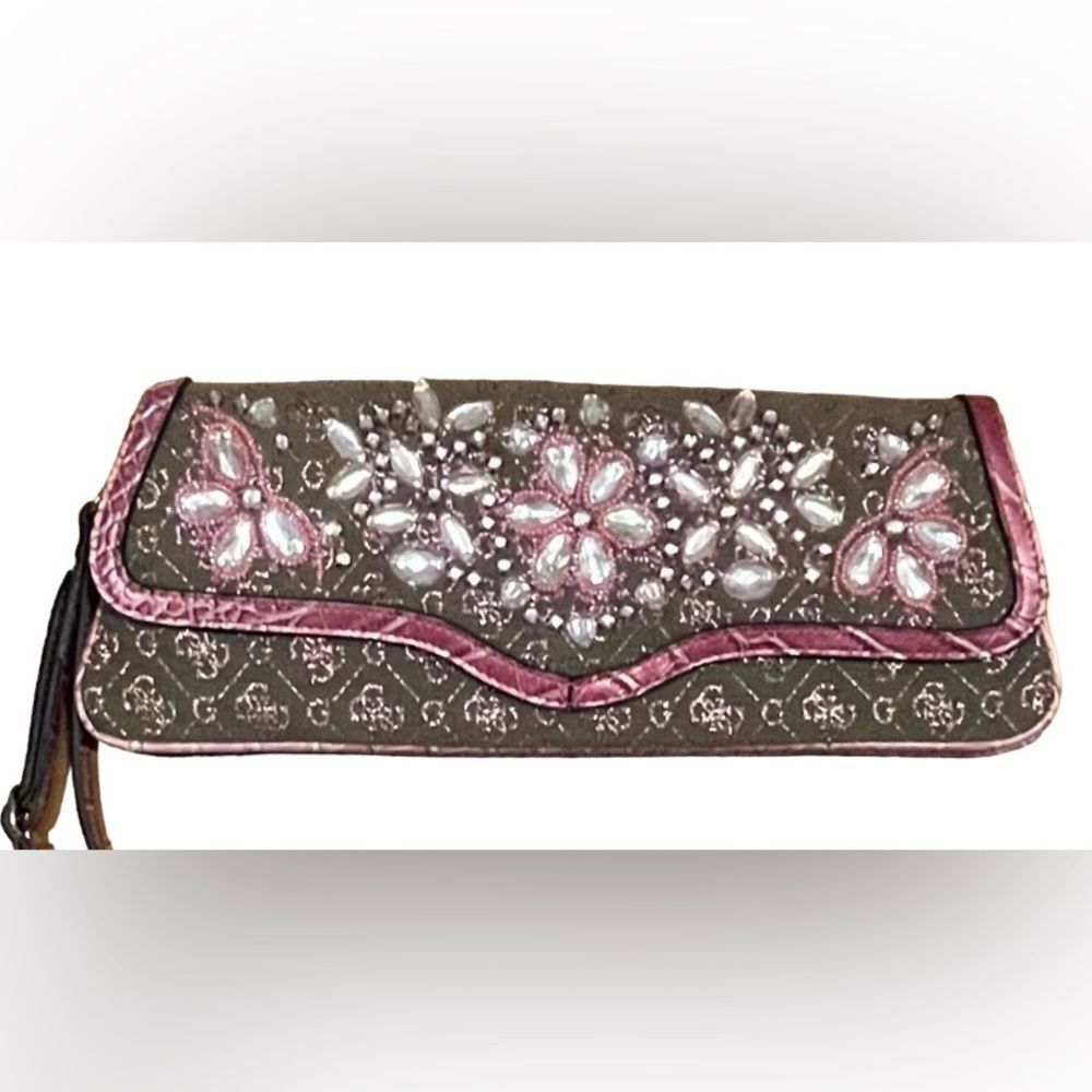 Guess Wristlet